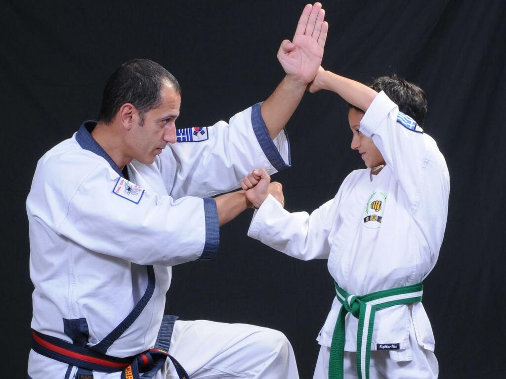 Antrenor la Federația Română de Unifight